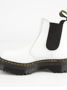 Dr. Martens 2976 quad Chelsea boot